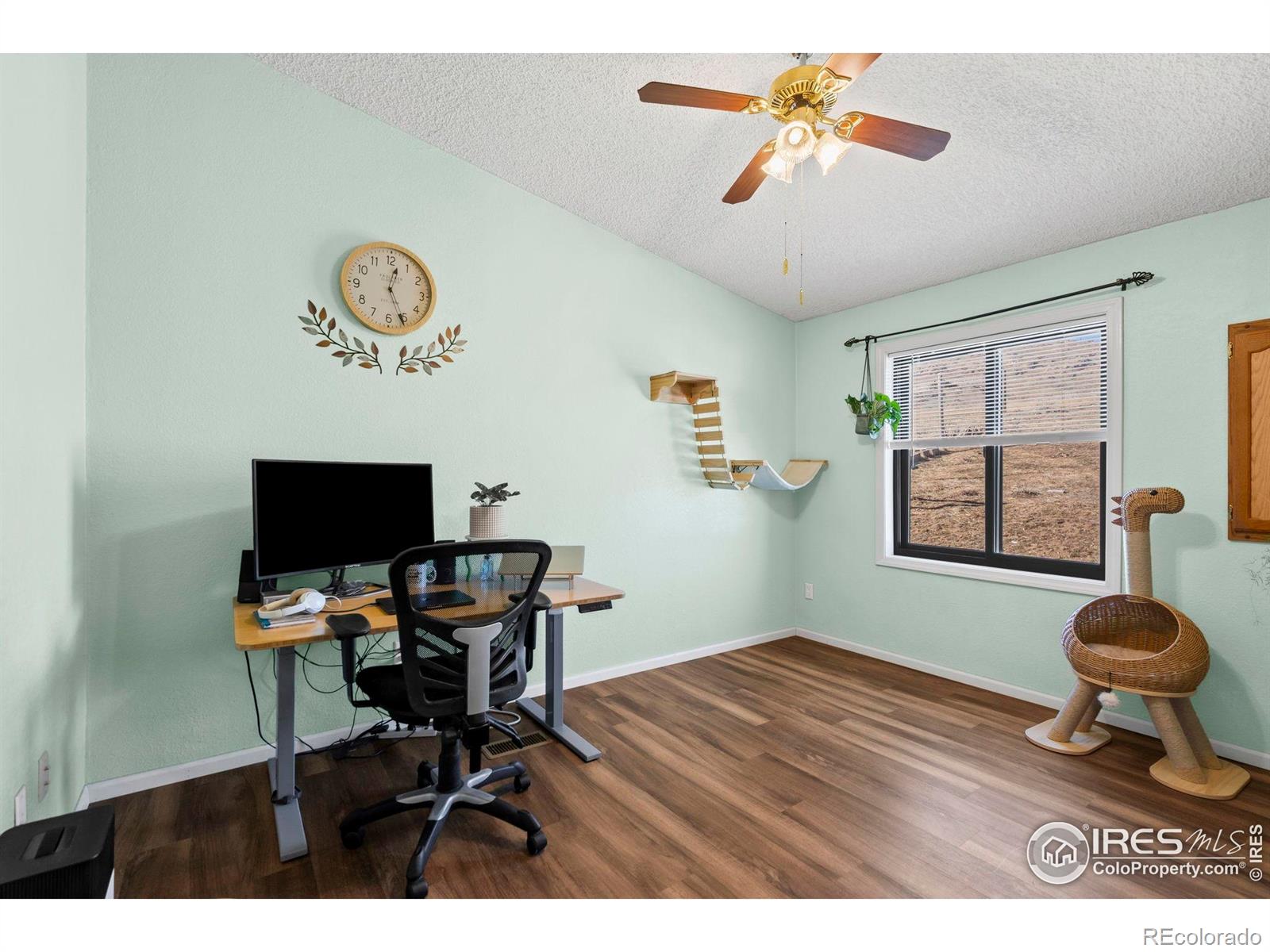 90 Redtail Ridge Way Bellvue CO 80512