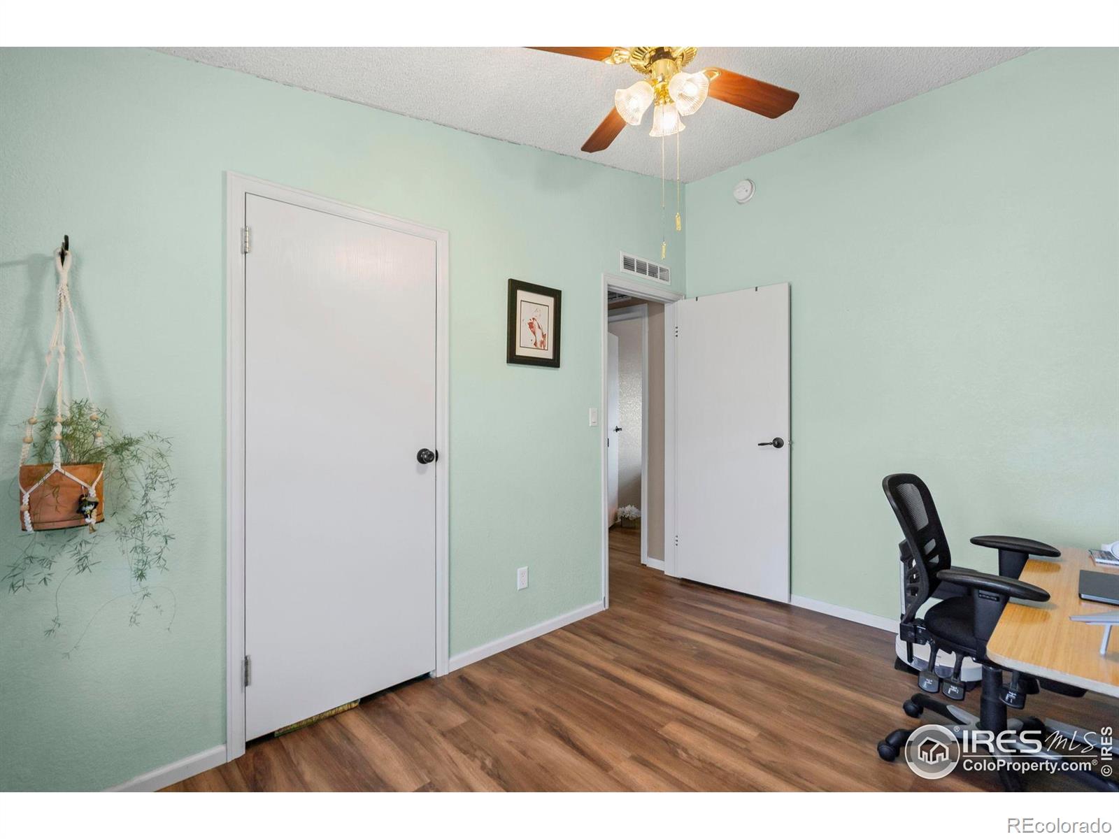 90 Redtail Ridge Way Bellvue CO 80512