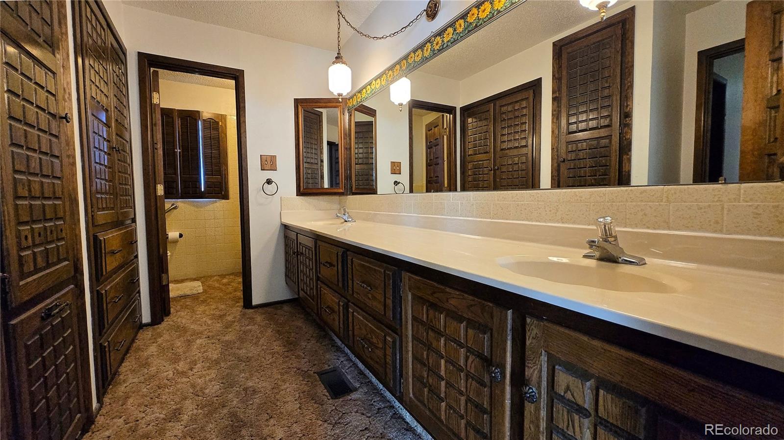 412 W Poplar Street Walsh CO 81090