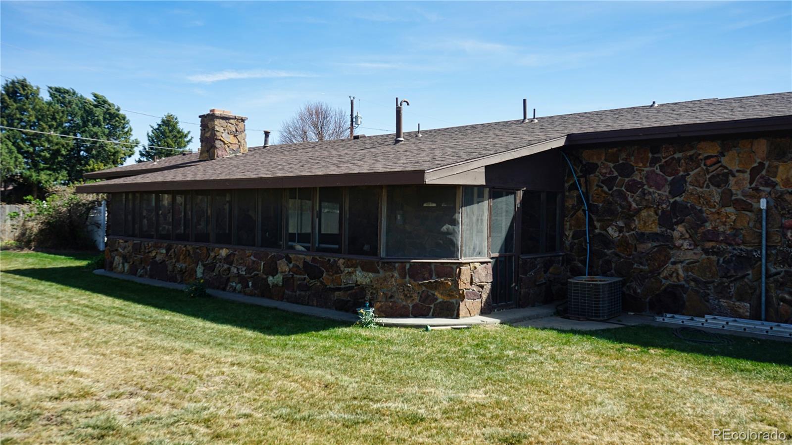 412 W Poplar Street Walsh CO 81090