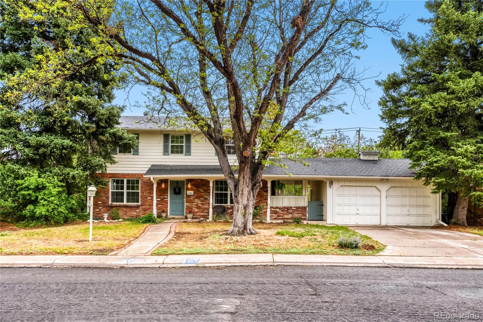 3320 S Locust Street Denver CO 80222
