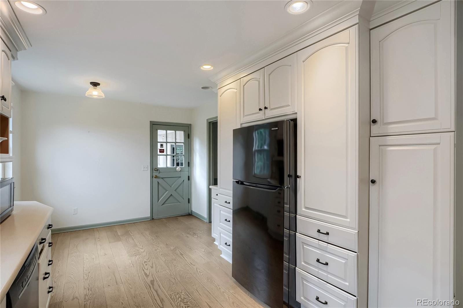 3320 S Locust Street Denver CO 80222
