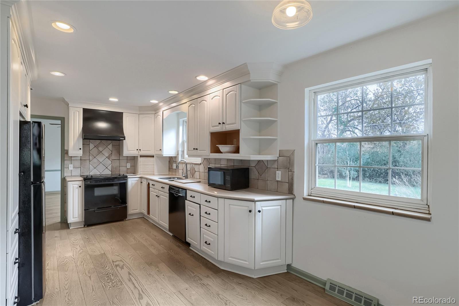 3320 S Locust Street Denver CO 80222