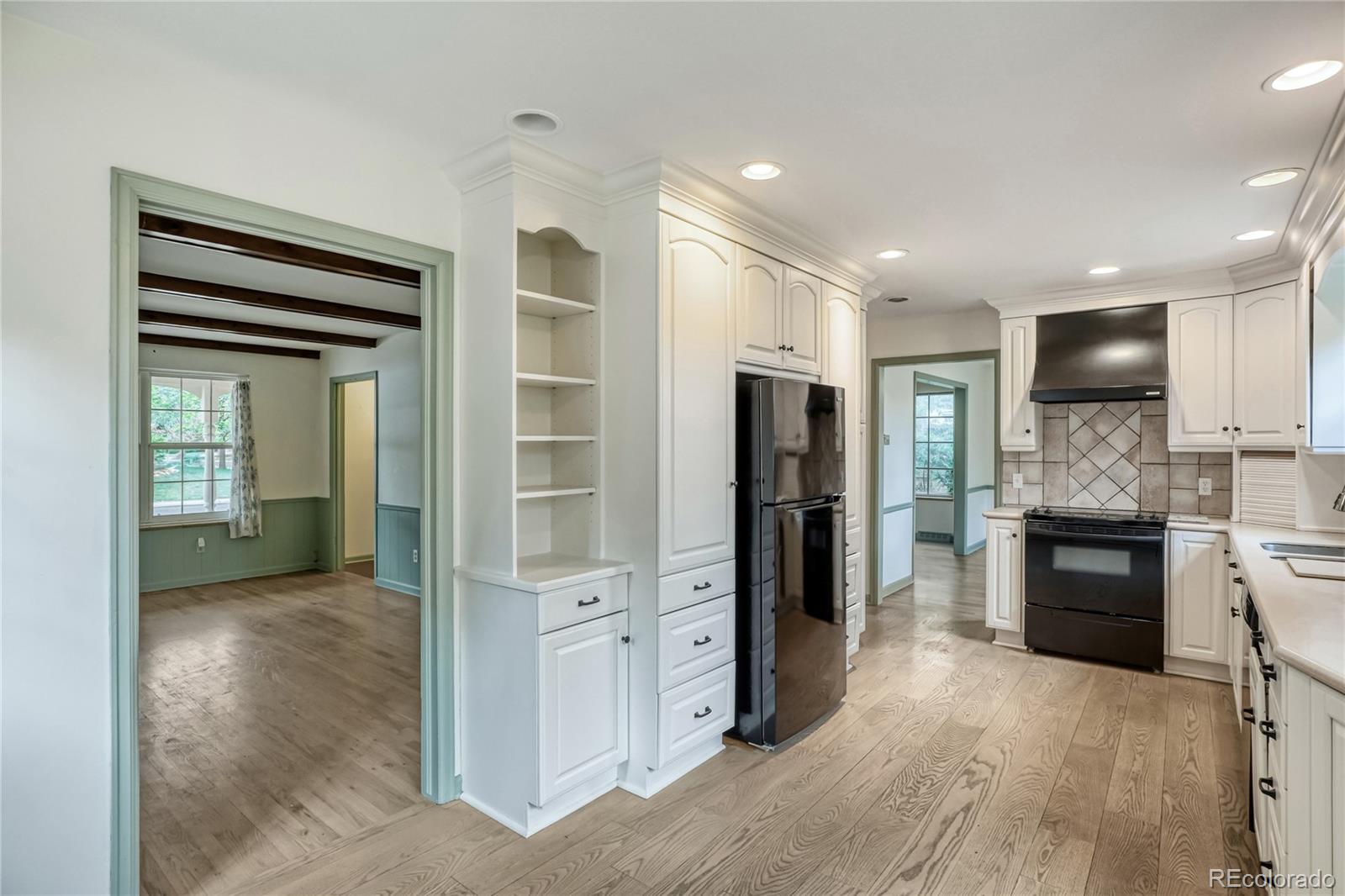 3320 S Locust Street Denver CO 80222
