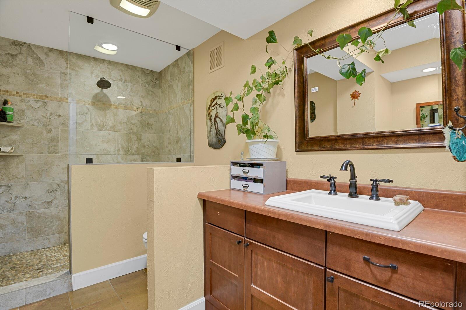 5215 Eldridge Street Arvada CO 80002