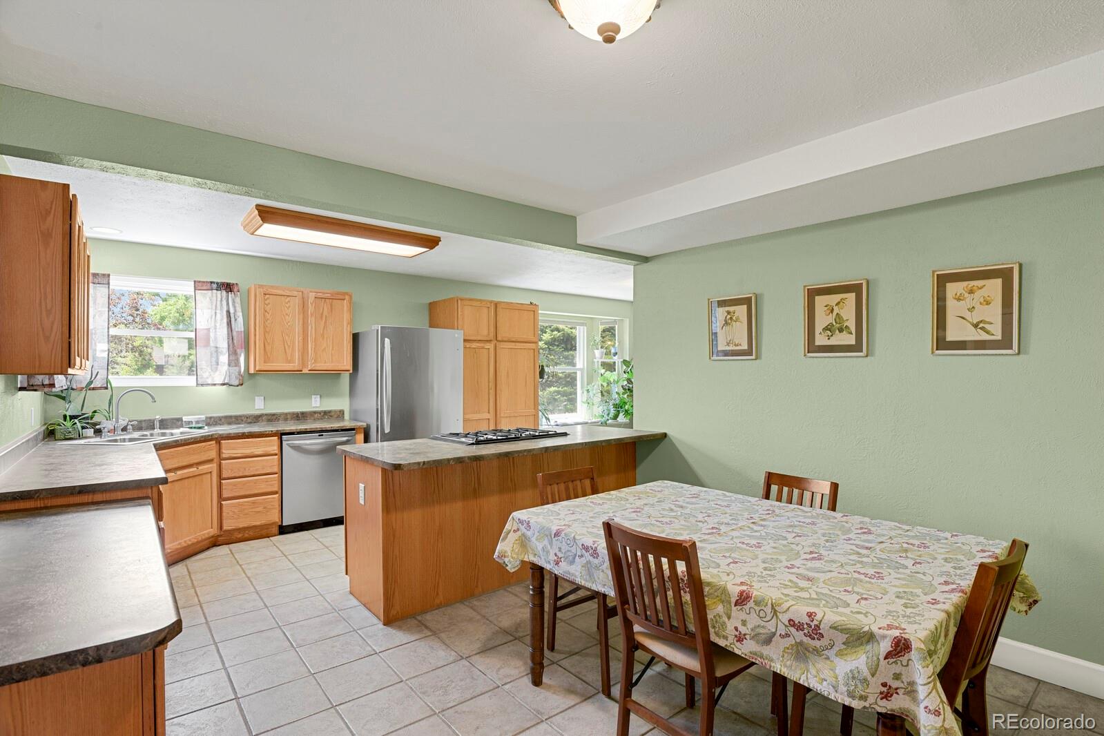 5215 Eldridge Street Arvada CO 80002