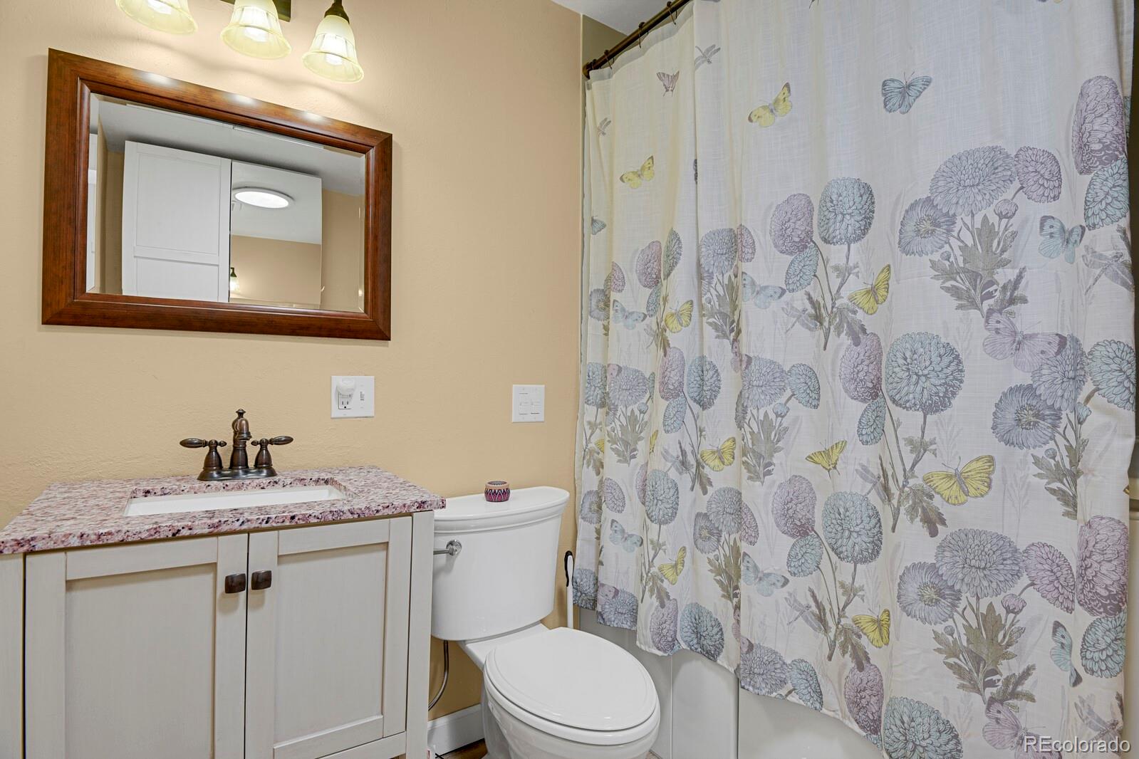 5215 Eldridge Street Arvada CO 80002