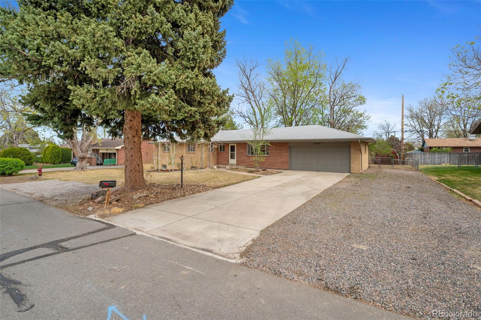 1020 S Vance Street Lakewood CO 80226