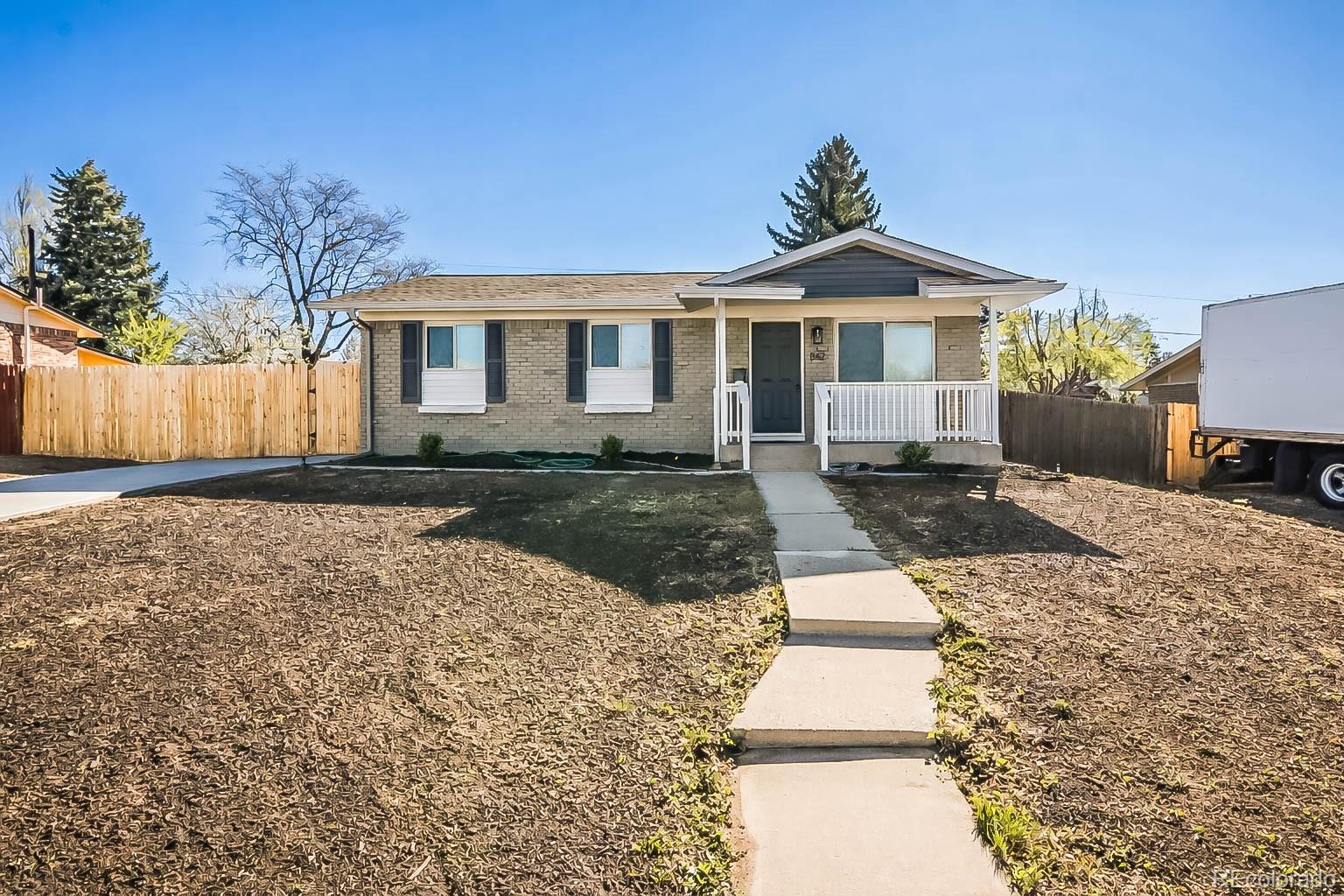 842 S Worchester Street Aurora CO 80012