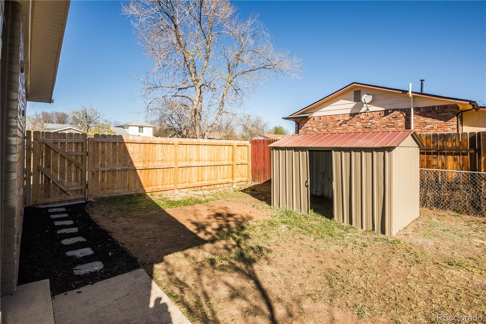 842 S Worchester Street Aurora CO 80012