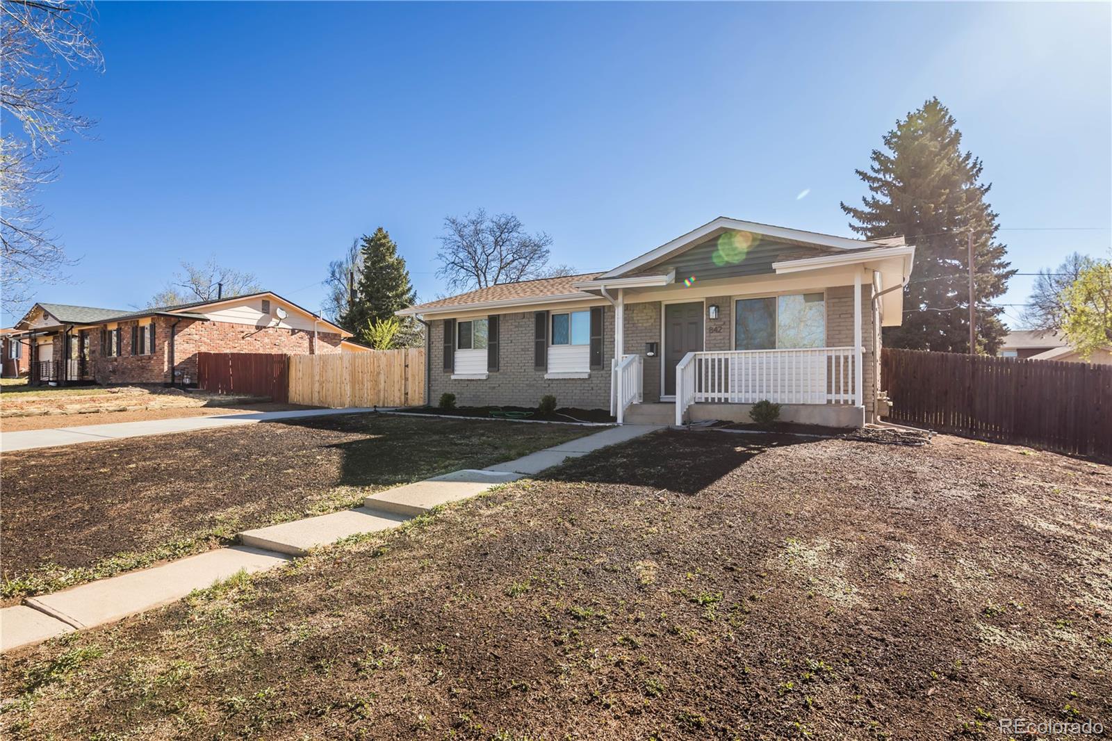842 S Worchester Street Aurora CO 80012