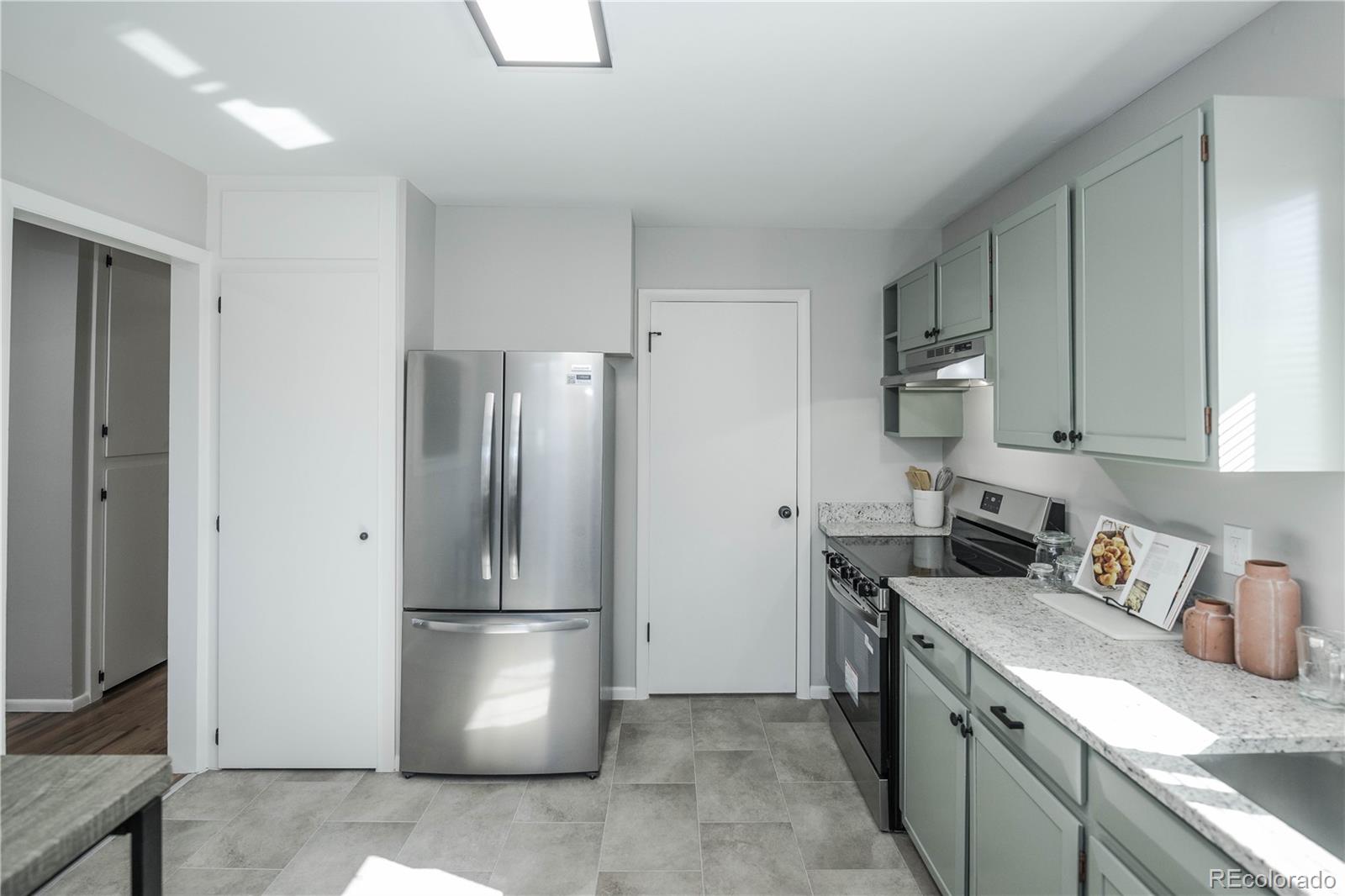 842 S Worchester Street Aurora CO 80012