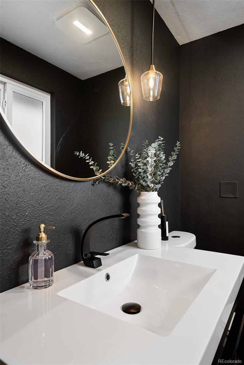 6767 Ames Street Arvada CO 80003