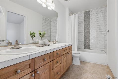 21324 E Briarwood Drive Aurora CO 80016