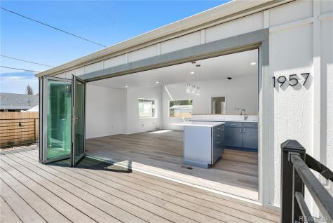 1957 Blackhawk Street Aurora CO 80011