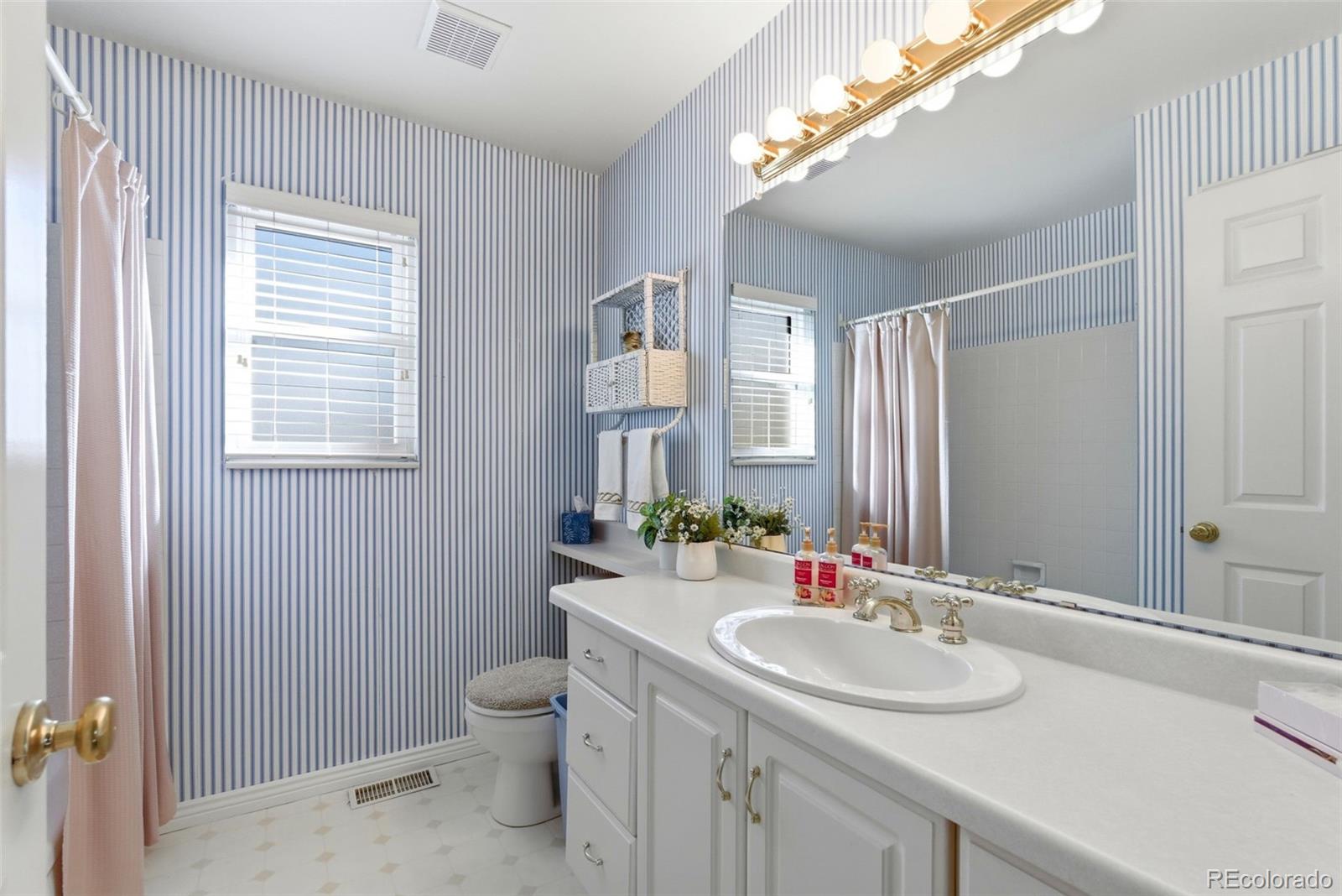 5900 E Caley Drive Centennial CO 80111