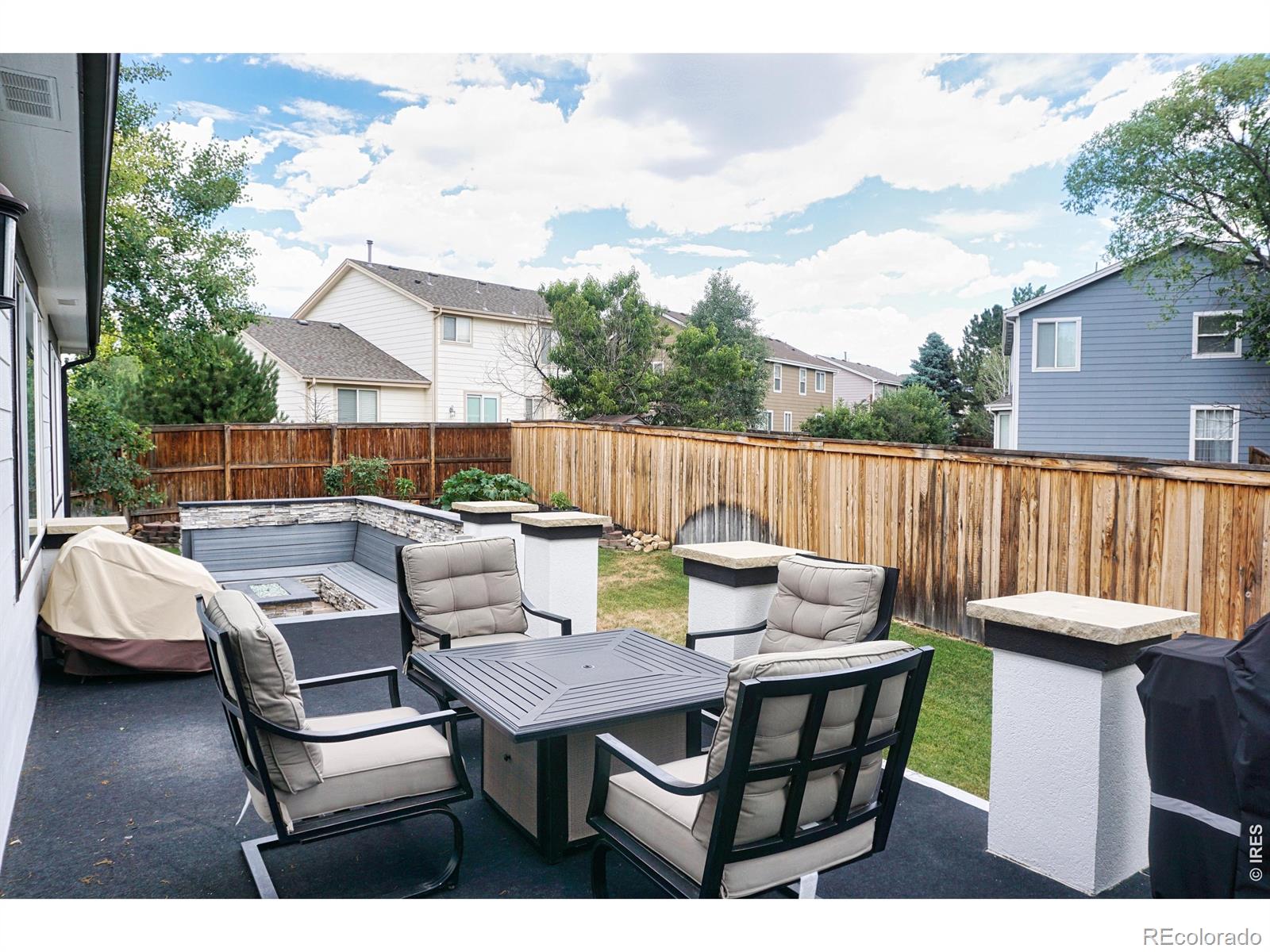 984 Glenarbor Circle Longmont CO 80504