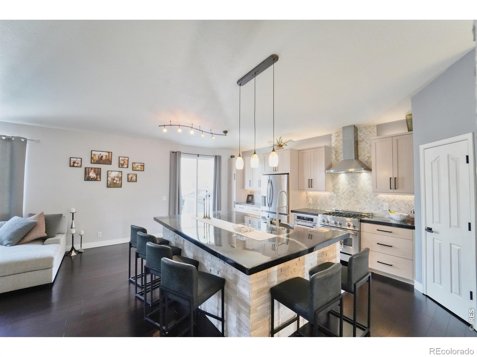 984 Glenarbor Circle Longmont CO 80504