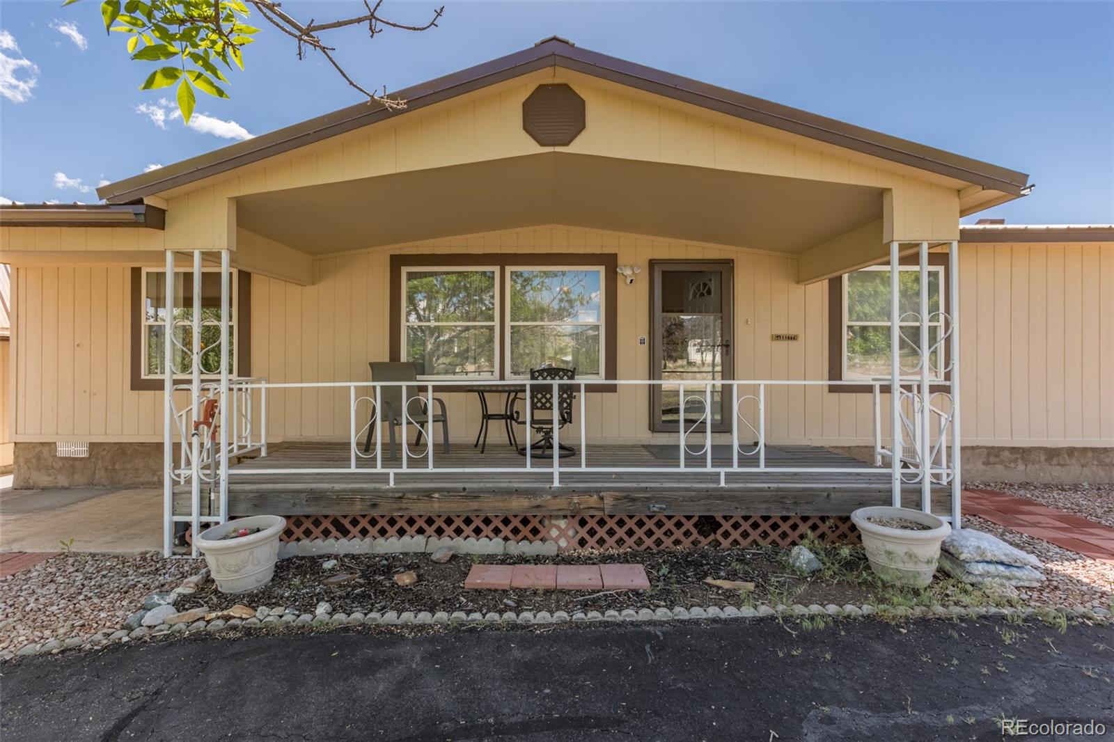 246 Loop Drive Howard CO 81233