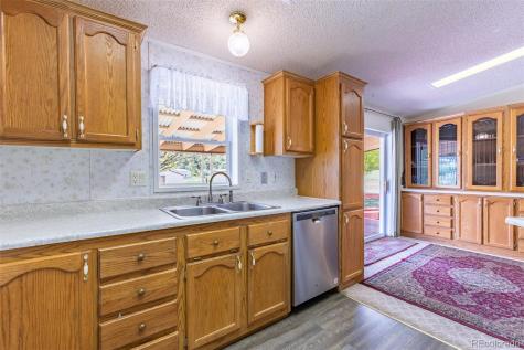 246 Loop Drive Howard CO 81233
