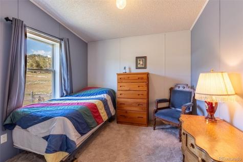 246 Loop Drive Howard CO 81233