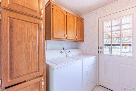 246 Loop Drive Howard CO 81233