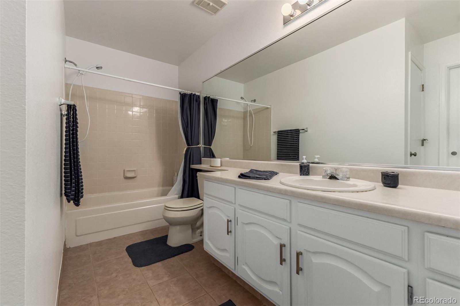 9407 Harvard Drive Highlands Ranch CO 80130