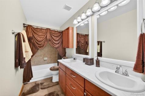 5849 S Danube Circle Aurora CO 80015