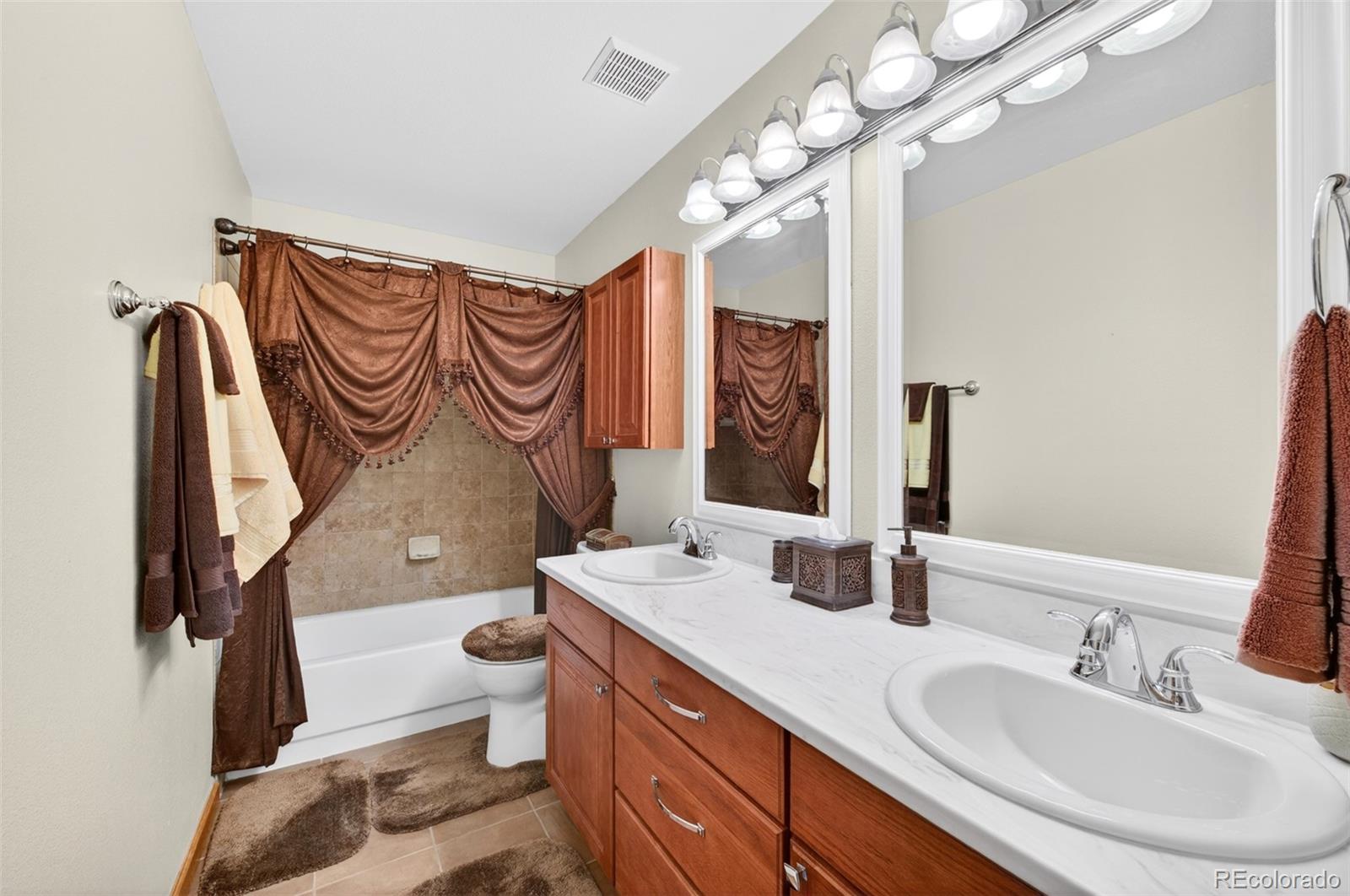5849 S Danube Circle Aurora CO 80015