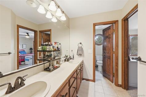 2446 Glenhaven Drive Highlands Ranch CO 80126