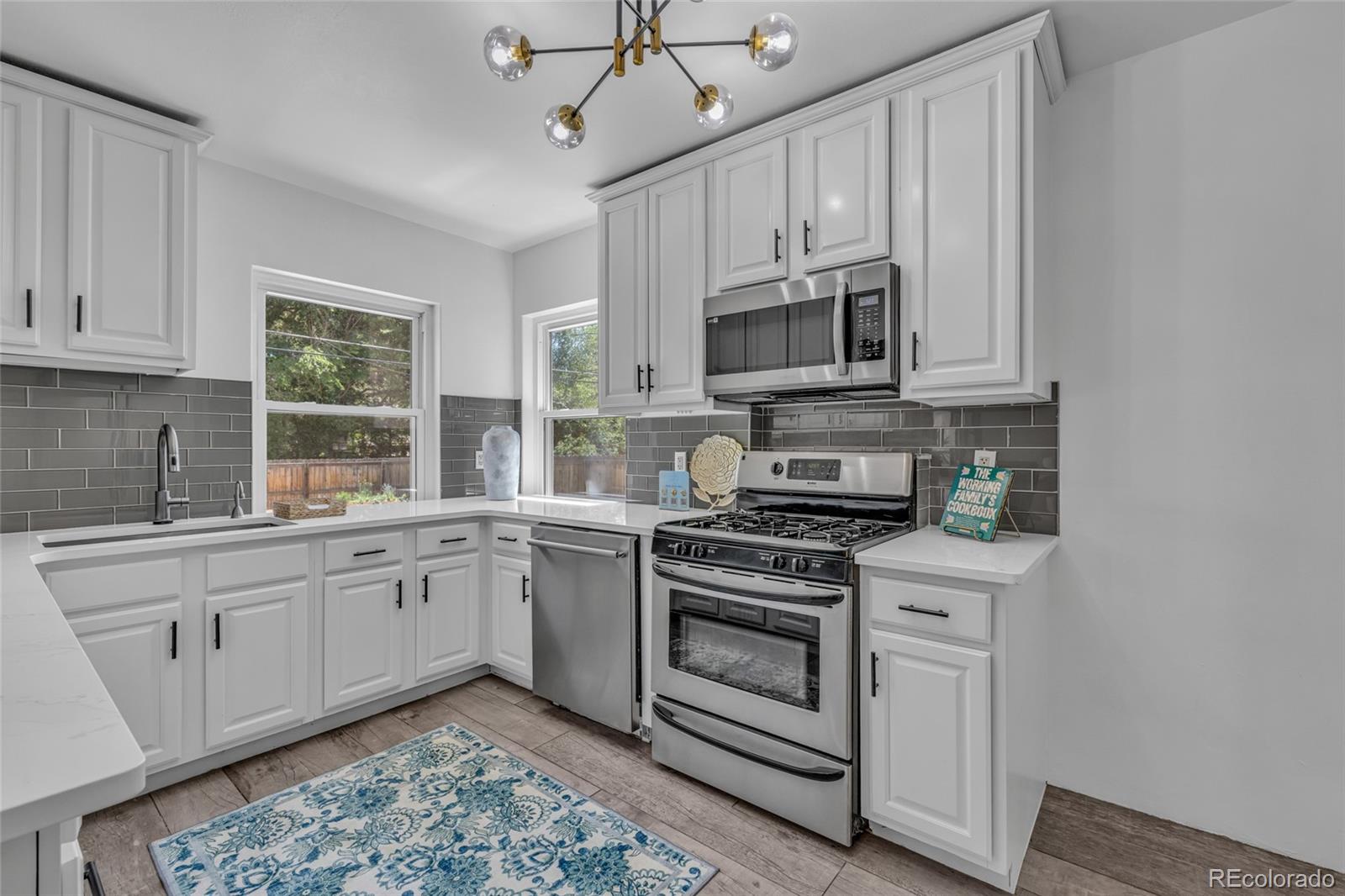 918 Magnolia Street Denver CO 80220