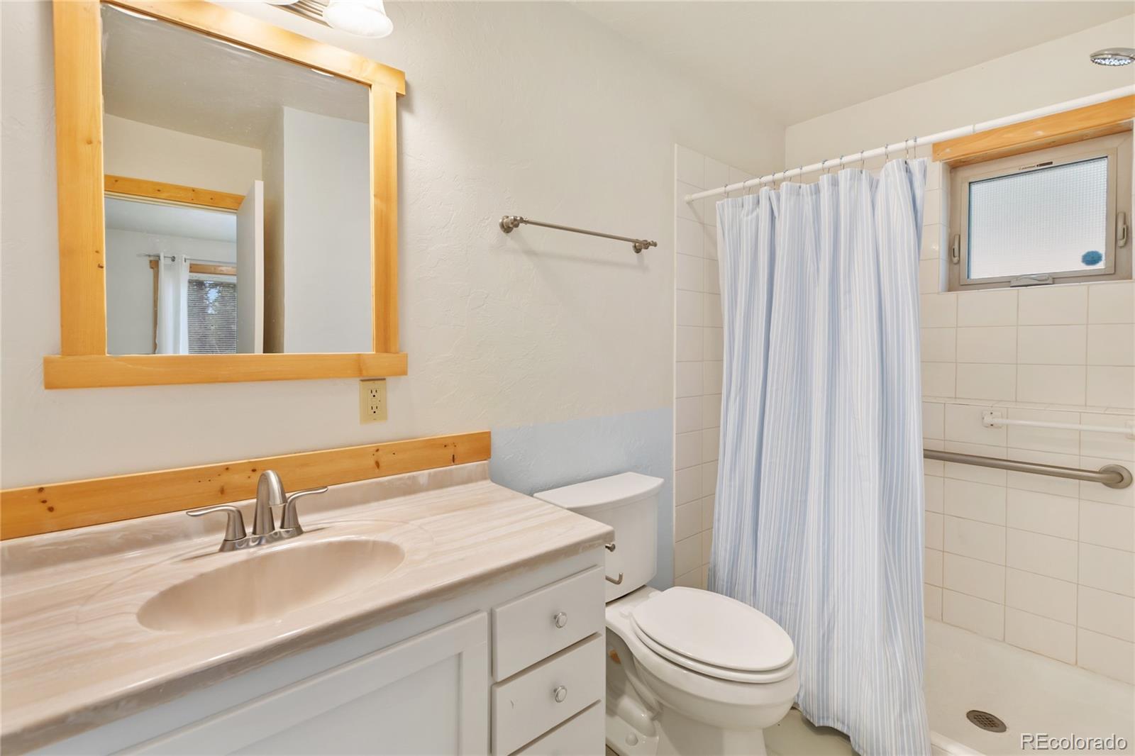 135 Daniwood Grove Florissant CO 80816