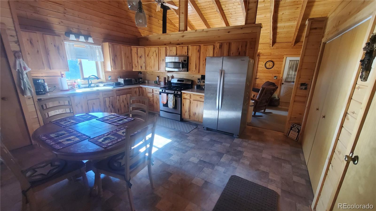 958 Meadows Lane Florissant CO 80820