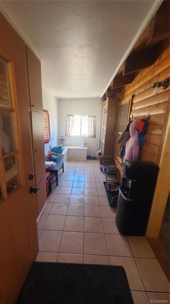 958 Meadows Lane Florissant CO 80820