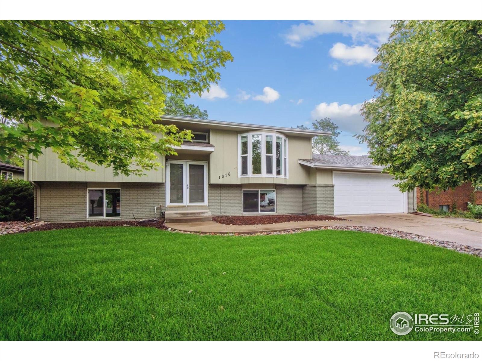 1518 Vivian Street Longmont CO 80501