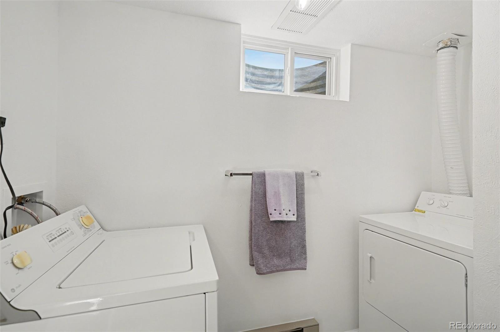 1354 S Zeno Street Aurora CO 80017