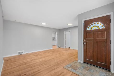 2208 Hanover Street Aurora CO 80010