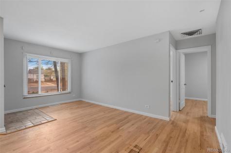 2208 Hanover Street Aurora CO 80010