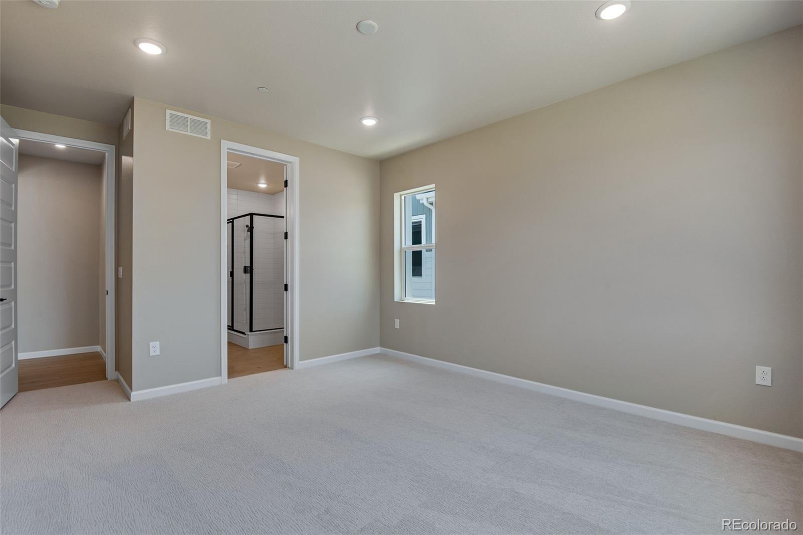 10033 Worchester Street Commerce City CO 80022