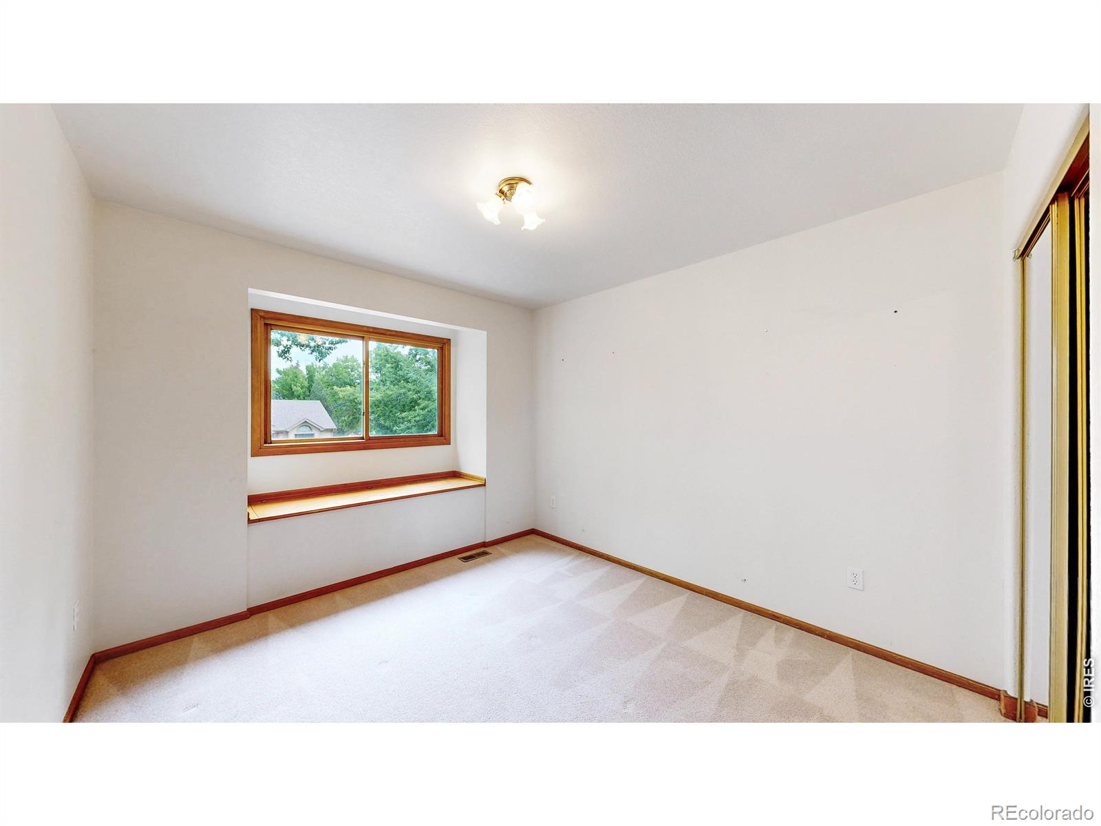 1266 W 45th Street Loveland CO 80538
