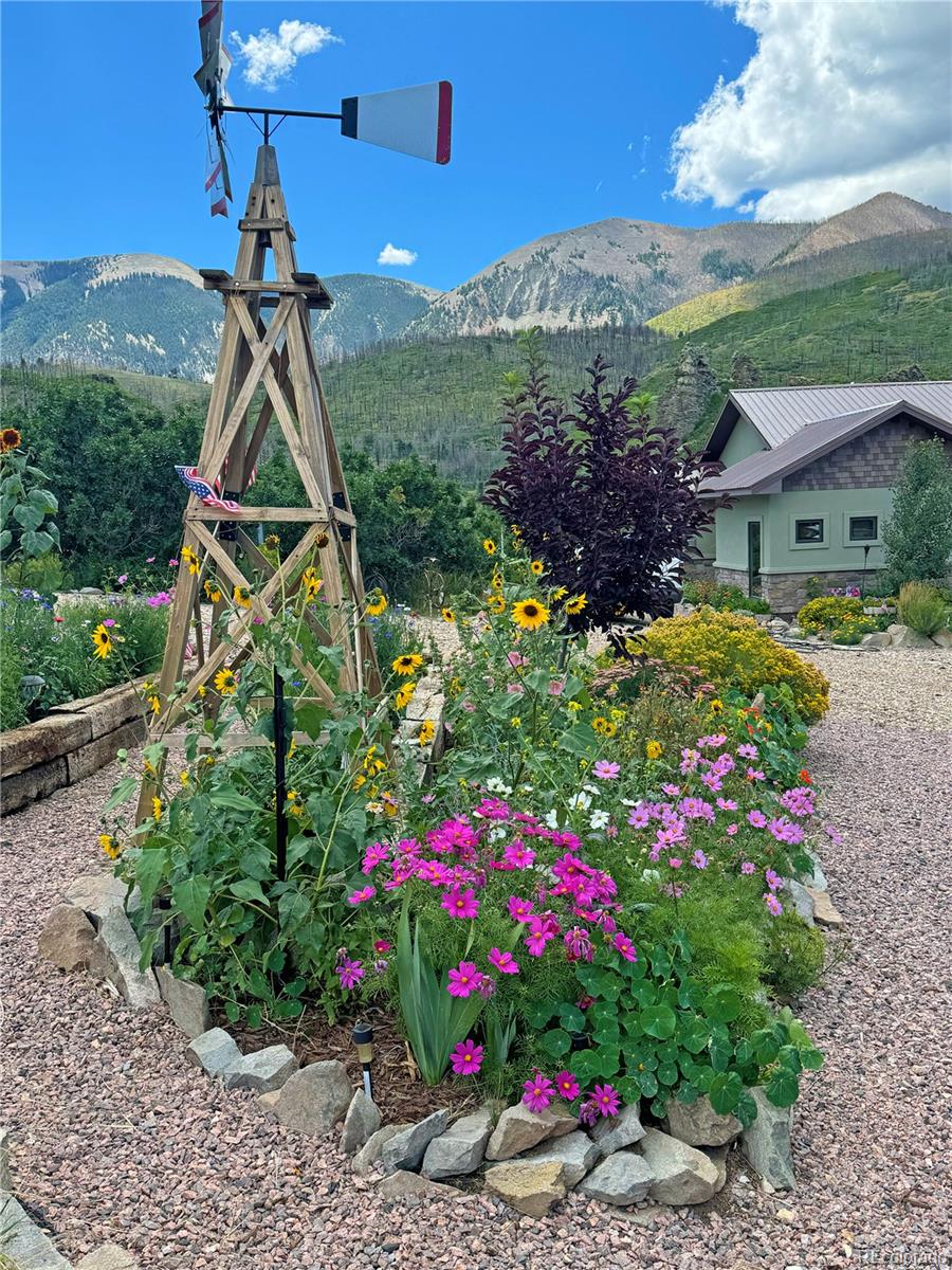 1833 Yellowstone Creek Road La Veta CO 81055