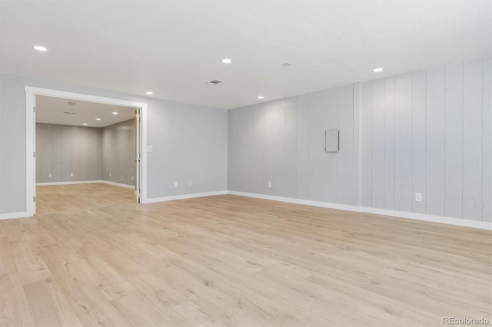 6587 S Helena Street Centennial CO 80016