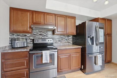 2918 Flintridge Square Colorado Springs CO 80918