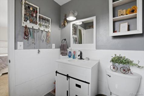 2918 Flintridge Square Colorado Springs CO 80918