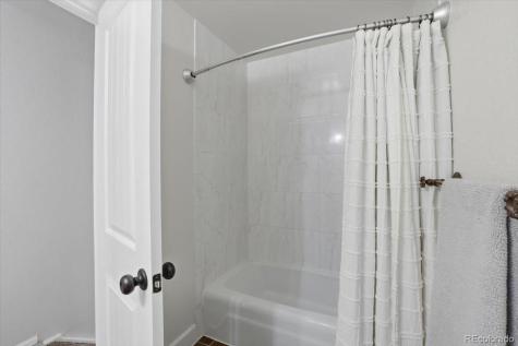 2918 Flintridge Square Colorado Springs CO 80918