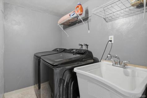 2918 Flintridge Square Colorado Springs CO 80918