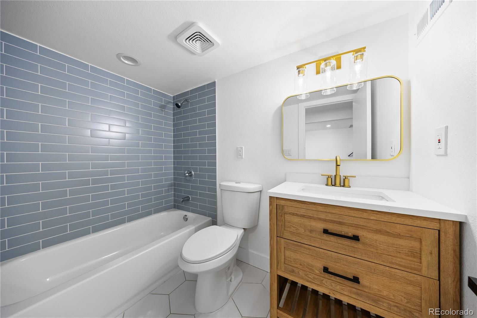 6643 W Roxbury Place Littleton CO 80128