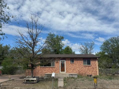 755 S Park Avenue Fort Lupton CO 80621