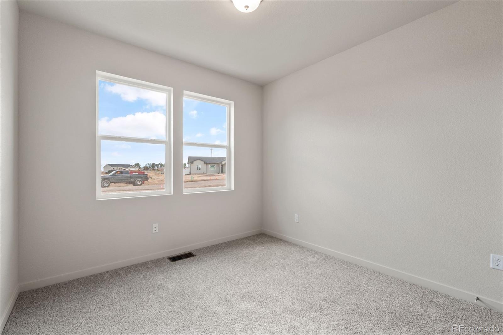 729 Campbell Lane Pueblo CO 81007