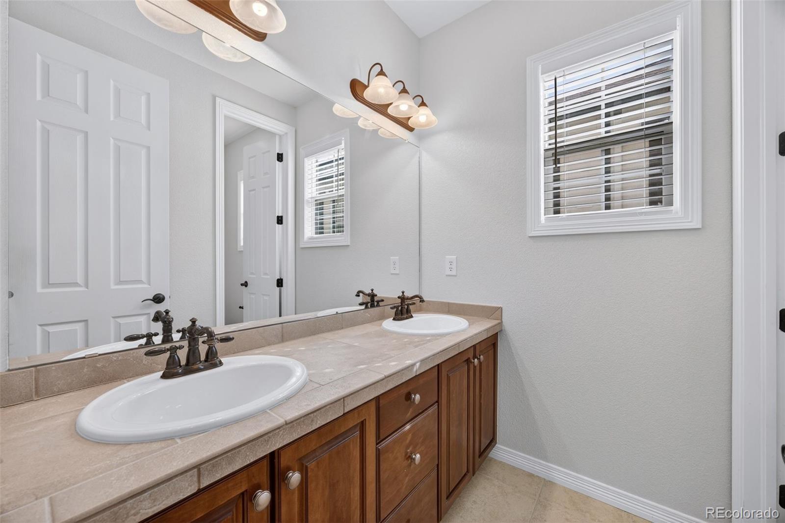 10872 Valleybrook Circle Highlands Ranch CO 80130